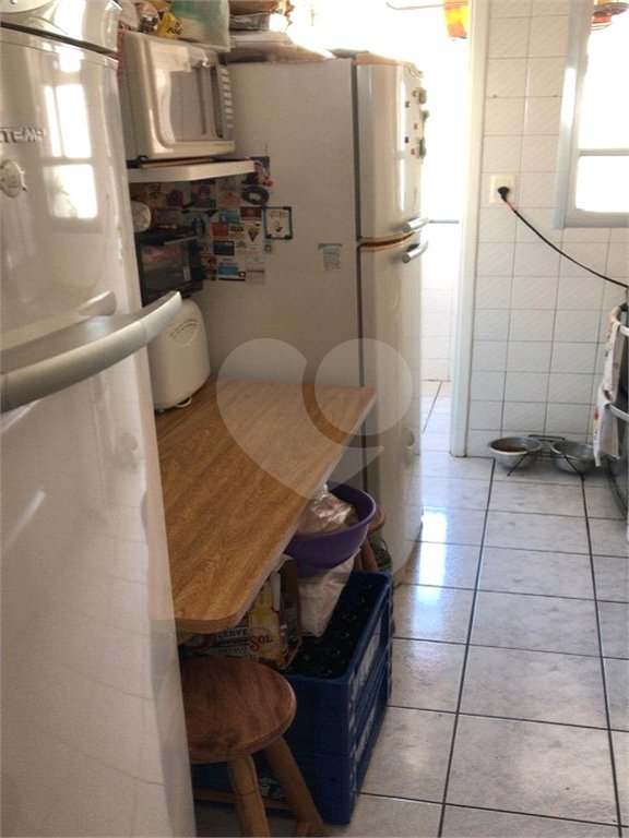 Apartamento à venda com 2 quartos, sendo 1 suíte,  em Itararé, São Vicente, SP