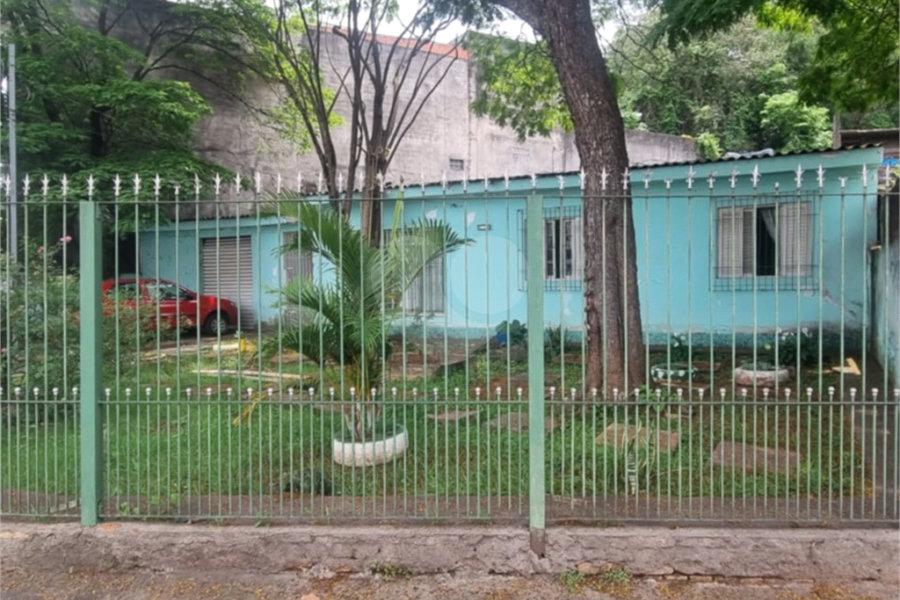Casa Térrea à venda com 3 quartos em Imirim, São Paulo, SP
