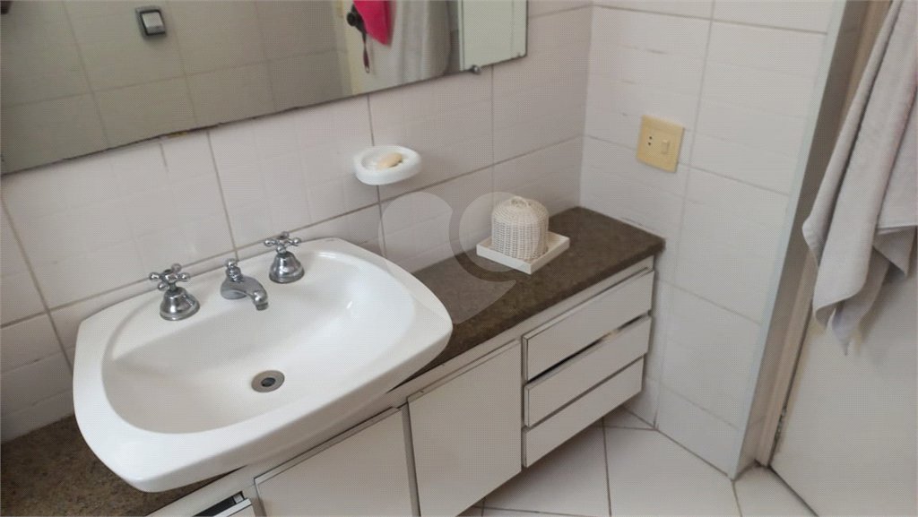 Cobertura à venda com 3 quartos, sendo 1 suíte,  em Vila Pirajussara, São Paulo, SP