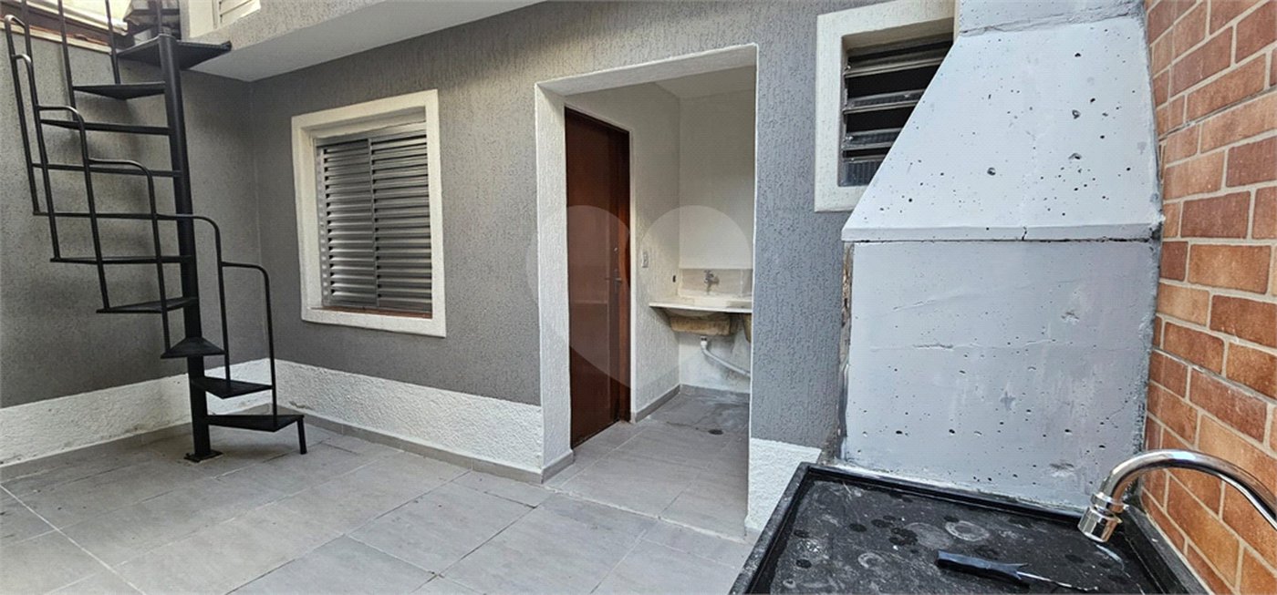 Sobrado à venda com 3 quartos, sendo 2 suítes, em Ferreira, São Paulo, SP