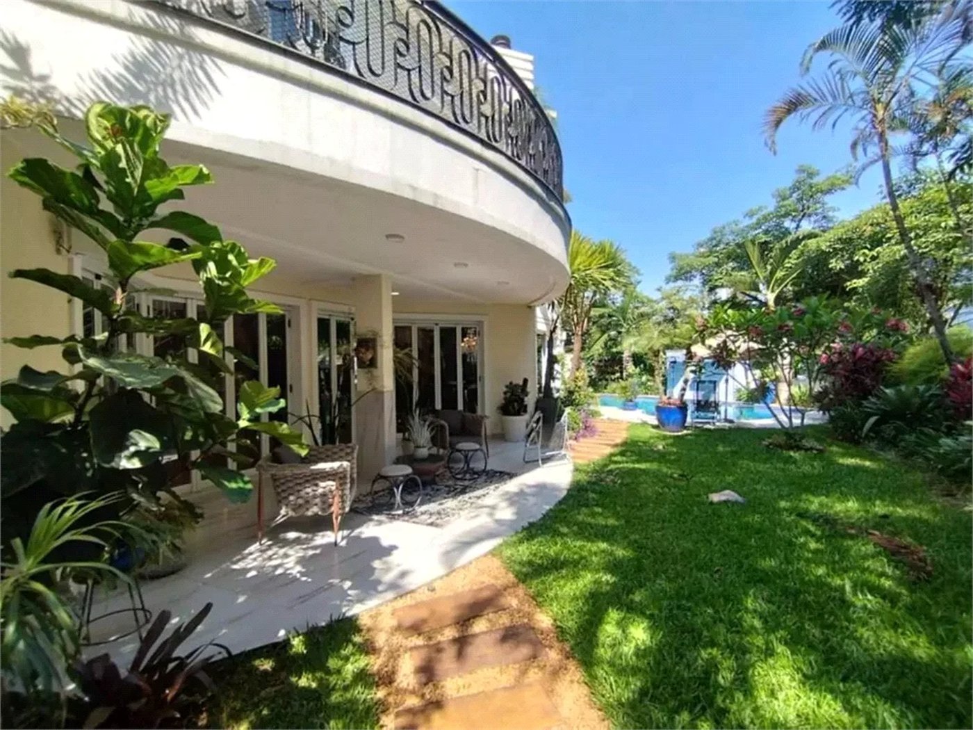 Casa à venda com 4 suítes no condomínio Solares da Cidade Jardim Vila America, São Paulo - SP