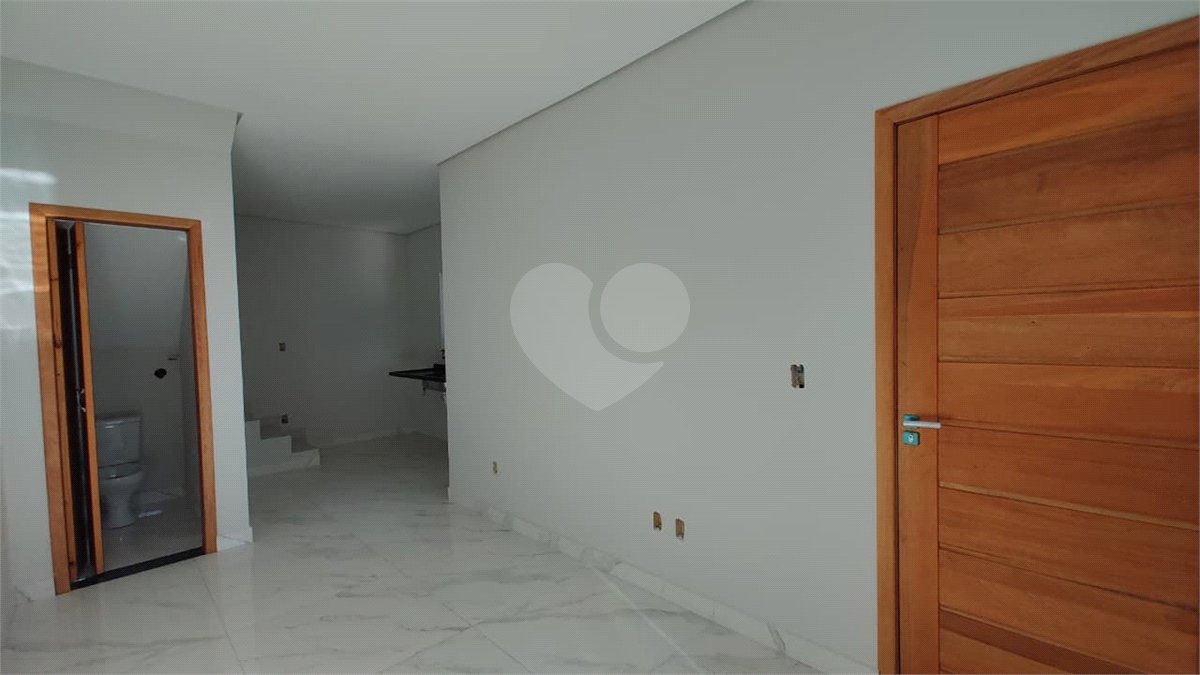 Casa de Vila à venda com 2 suítes em Wanel Ville, Sorocaba, SP