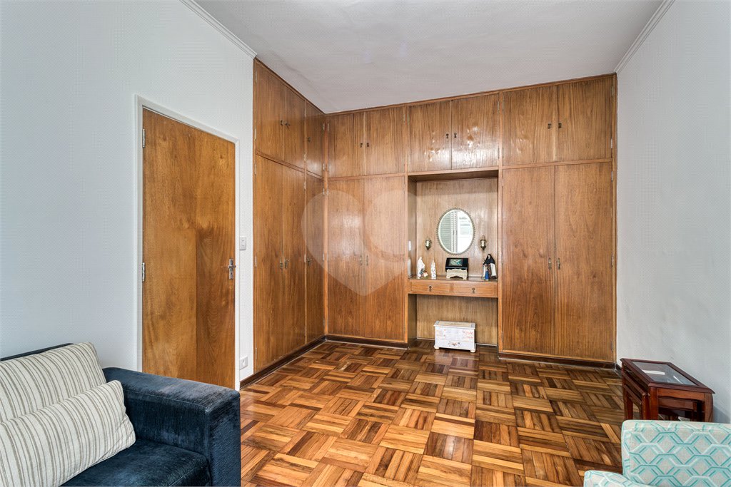 Casa Térrea à venda com 3 quartos, sendo 1 suíte,  em Alto da Boa Vista, São Paulo, SP