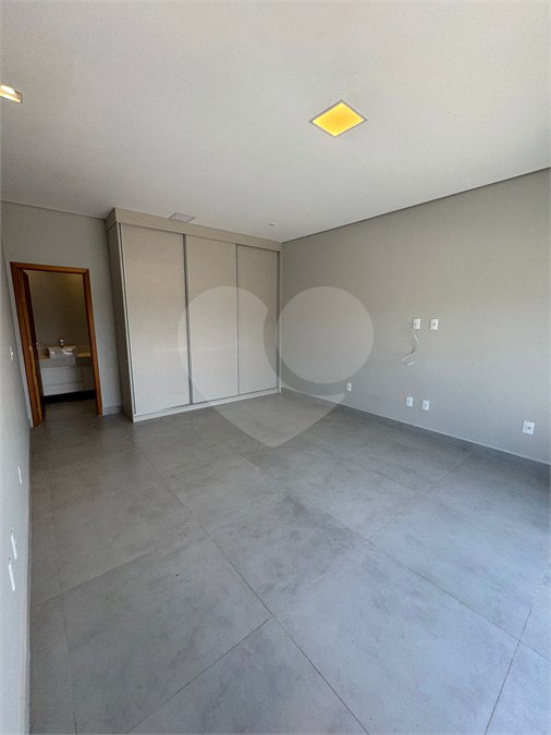 Casa à venda ou para alugar com 4 quartos, sendo 3 suítes, no condomínio Residencial Milano, Indaiatuba - SP