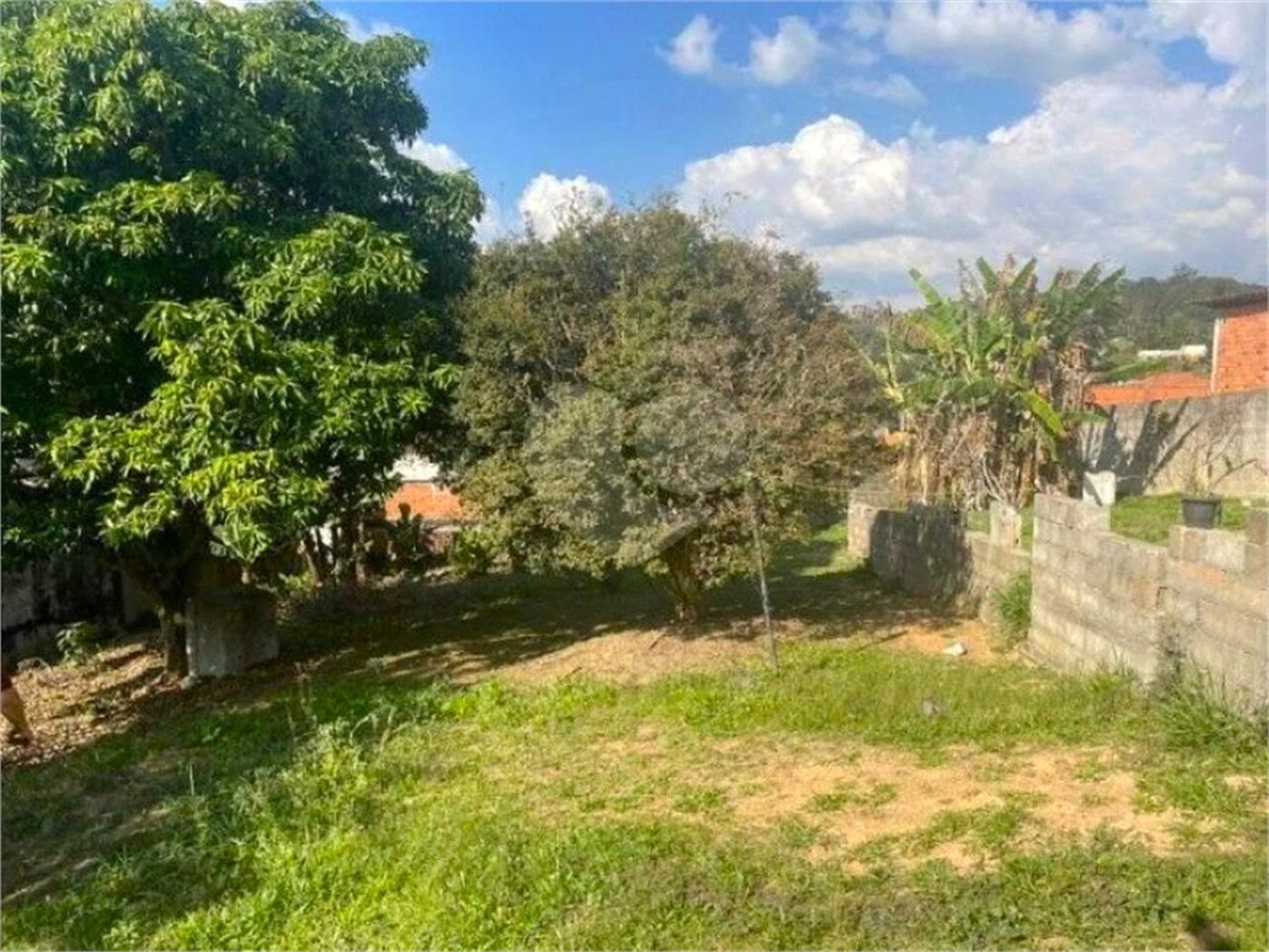 Casa à venda com 3 quartos em Jardim Caparelli (mailasqui), São Roque, SP