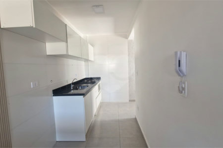 Apartamento à venda com 2 quartos em Chora Menino, São Paulo, SP