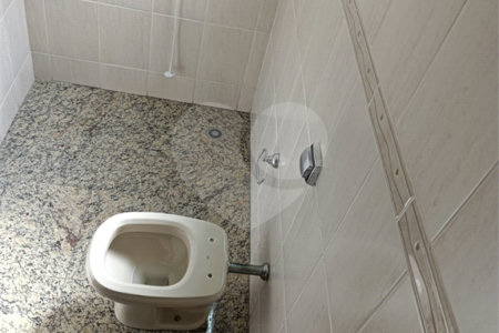 Sobrado à venda com 5 quartos, sendo 4 suítes,  em Rolinópolis, São Paulo, SP
