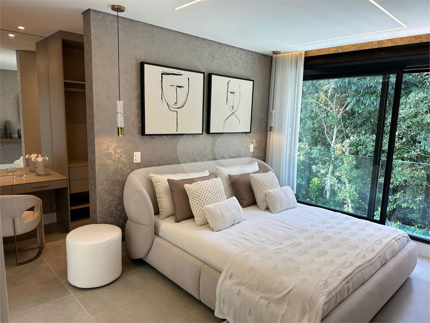 Casa à venda com 6 suítes no condomínio Golf CL, Bertioga - SP