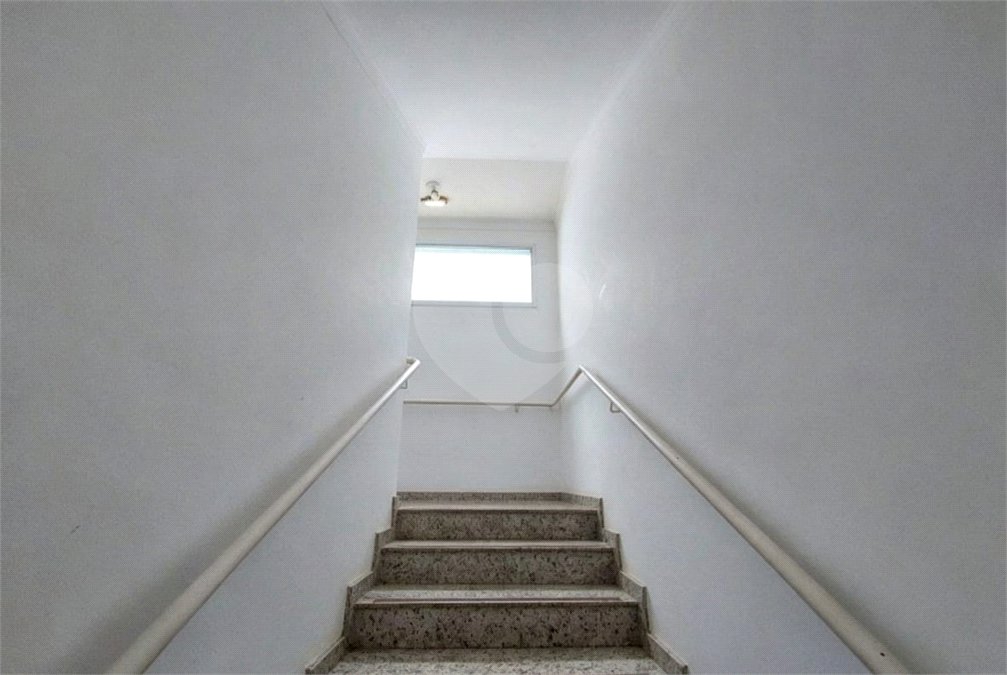 Apartamento à venda perto da USP com vaga coberta