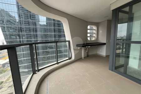 Apartamento à venda com 3 quartos, sendo 1 suíte, em Chácara Santo Antônio, São Paulo, SP