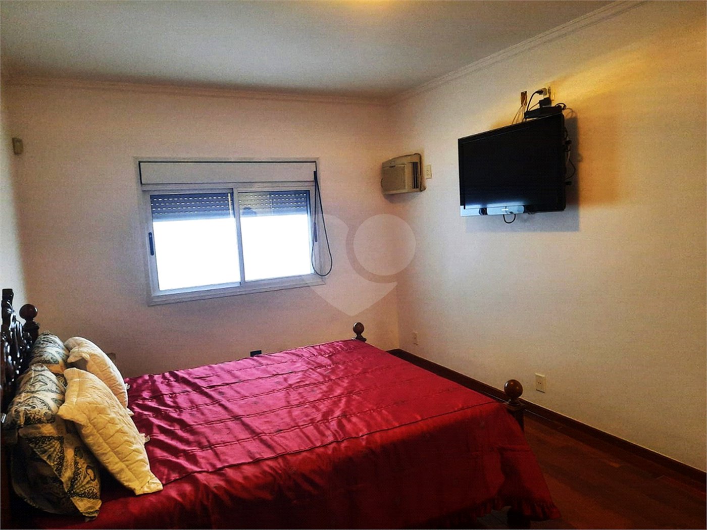 Casa para alugar com 4 quartos, sendo 2 suítes,  em Alto da Boa Vista, São Paulo, SP