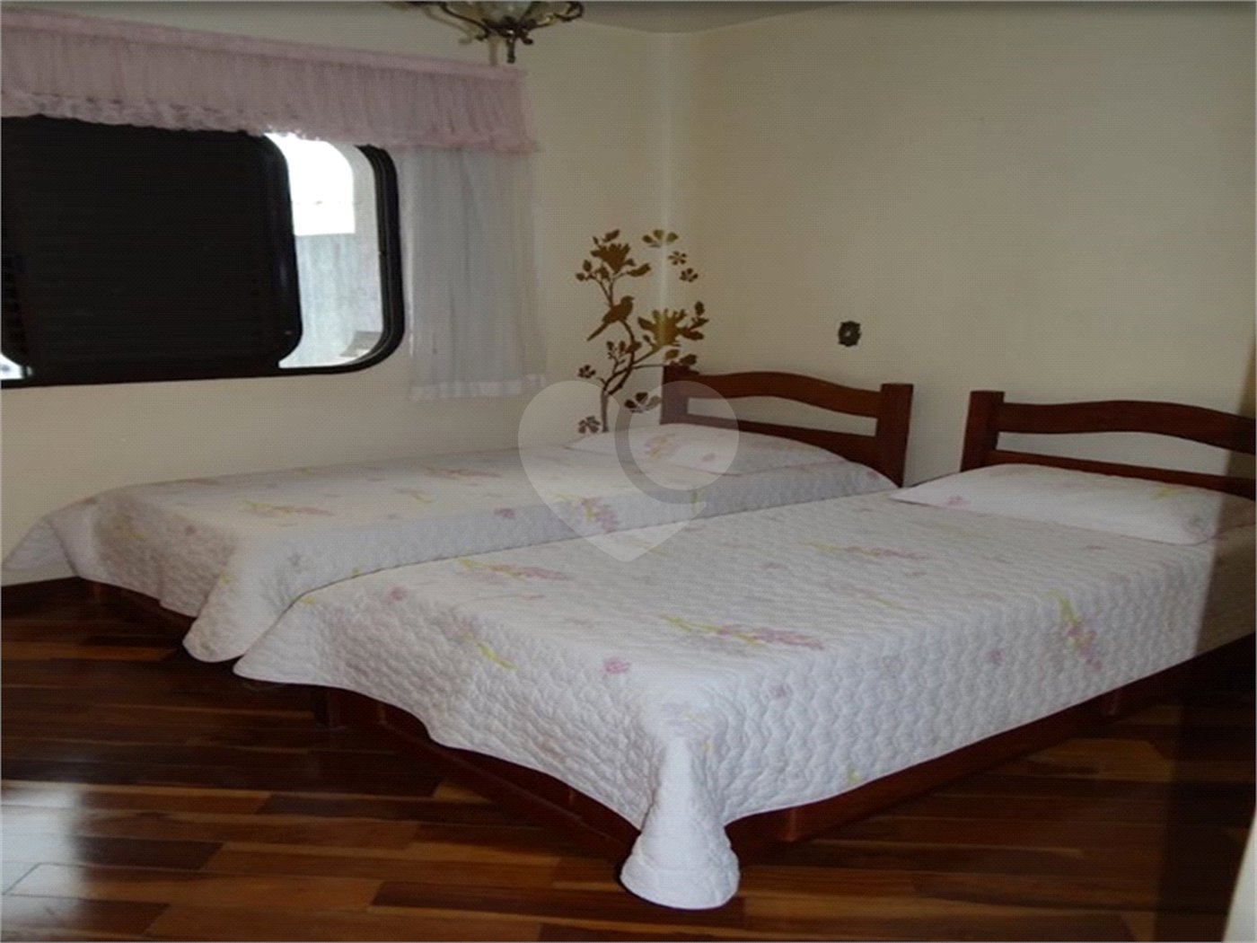 Casa à venda com 6 quartos, sendo 2 suítes, em Jardim França, São Paulo, SP