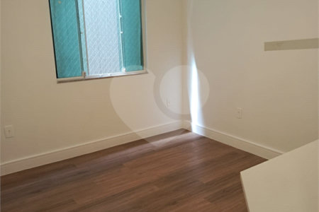 Casa à venda com 3 quartos, sendo 1 suíte, no condomínio Paraíso Classe A, Rio de Janeiro - RJ