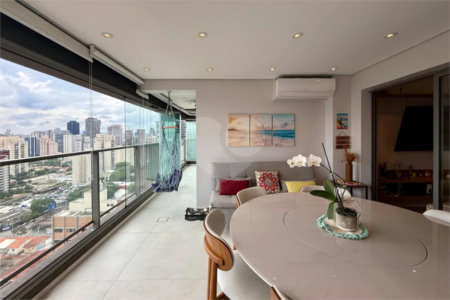 Apartamento à venda com 3 suítes em Santo Amaro, São Paulo, SP