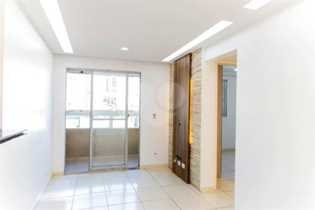 Apartamento à venda com 2 quartos em Vila São Pedro, Santo André, SP
