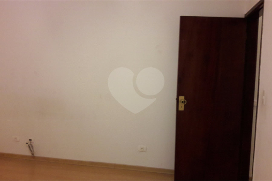 Sobrado à venda com 4 quartos, sendo 2 suítes, em Mandaqui, São Paulo, SP