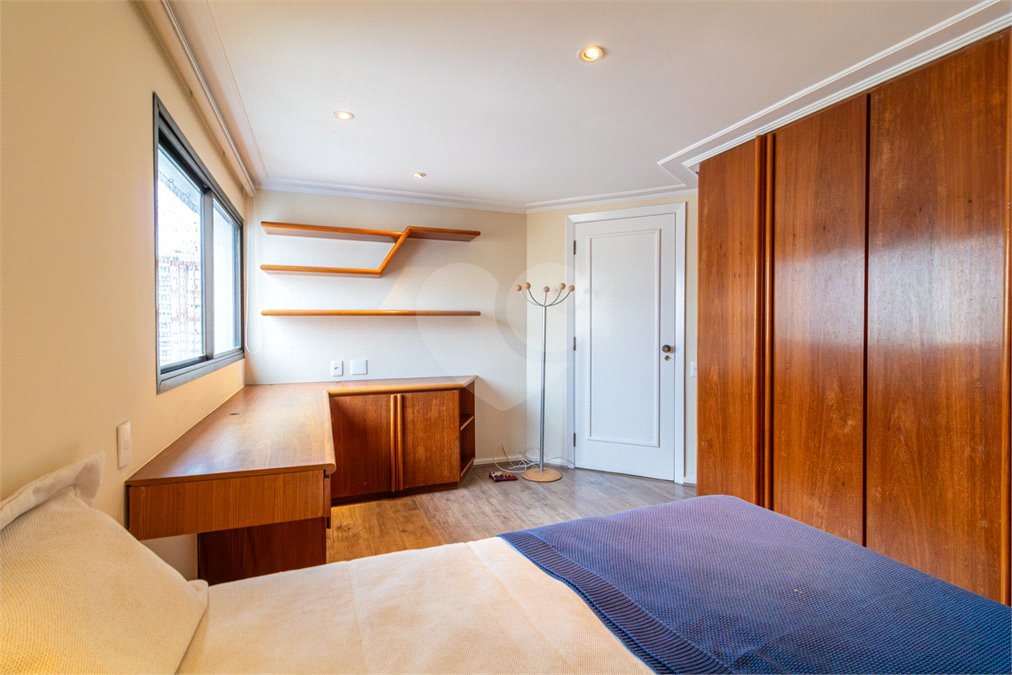 Duplex à venda com 4 quartos, sendo 3 suítes, em Campo Belo, São Paulo, SP