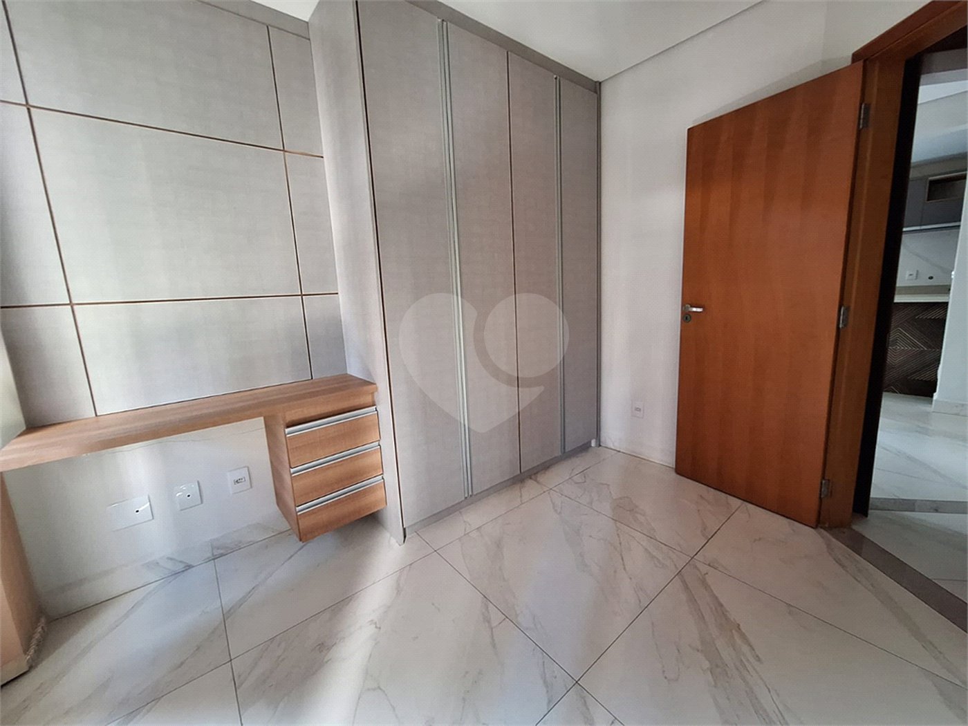 Apartamento à venda com 2 quartos em Jardim das Acácias, São Paulo, SP