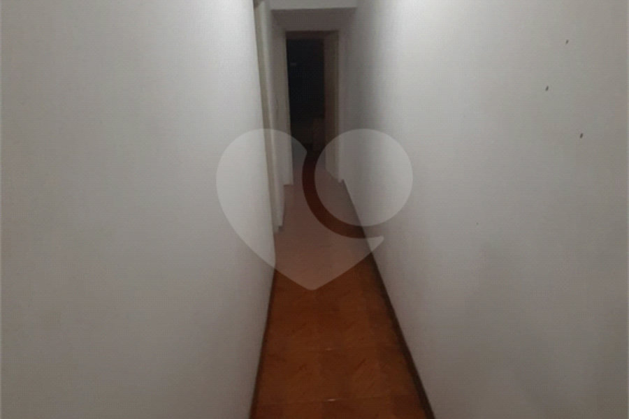 Sobrado à venda com 3 quartos em São Miguel Paulista, São Paulo, SP