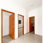 Casa à venda com 2 quartos, sendo 1 suíte, no condomínio Residencial Beija Flor, Atibaia - SP