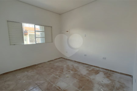 Casa à venda com 2 quartos em Chave, Votorantim, SP