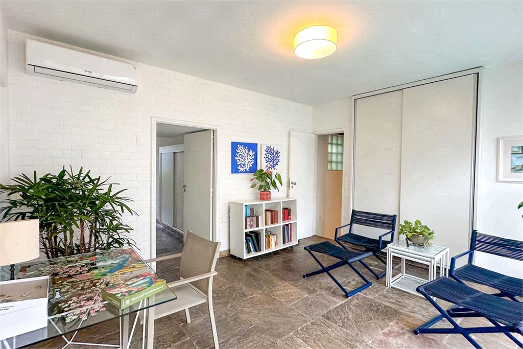 Cobertura à venda com 7 quartos, sendo 3 suítes,  em Lagoa, Rio de Janeiro, RJ