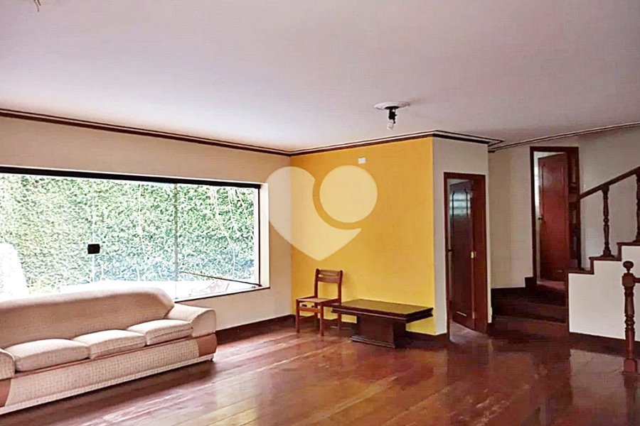 Sobrado à venda ou para alugar com 4 quartos, sendo 1 suíte, em Jardim França, São Paulo, SP
