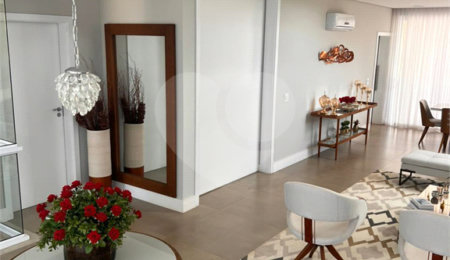 Casa à venda com 3 suítes no condomínio Damha III, São Carlos - SP