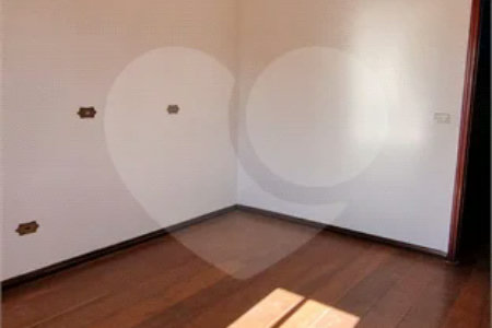 Sobrado 3 dormitórios (1 suite) - 184 m² - à venda - R$ 750.000,00 no Jdim Renata, em Indaiatuba/SP.