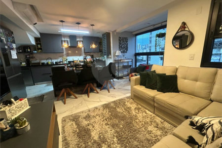 Cobertura duplex com 178 m², 3 quartos, 2 suítes em Mirandópolis