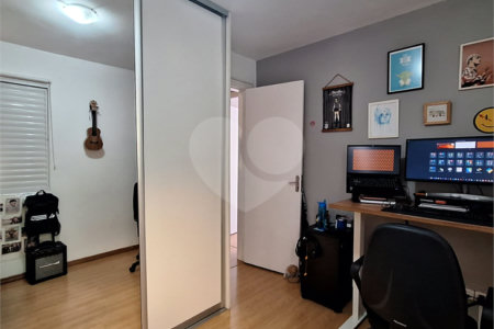 Casa à venda com 3 quartos, sendo 1 suíte, no condomínio Smallville, São Paulo - SP