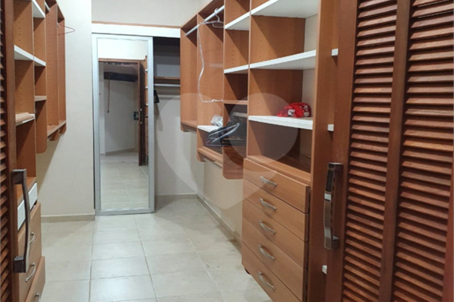 Casa à venda com 4 suítes em Serra da Cantareira, Mairiporã, SP