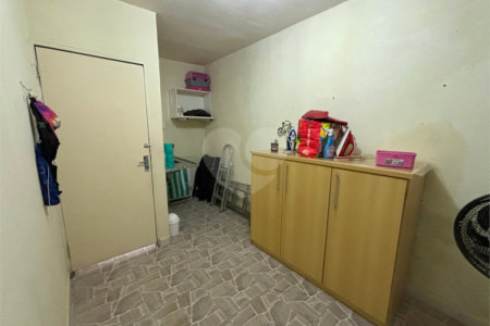 Casa à venda com 3 quartos, sendo 1 suíte, em Jardim Santo Antônio, Salto, SP