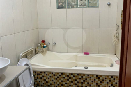 Terreno à venda com 5 quartos em Vila Dom Pedro I, São Paulo, SP