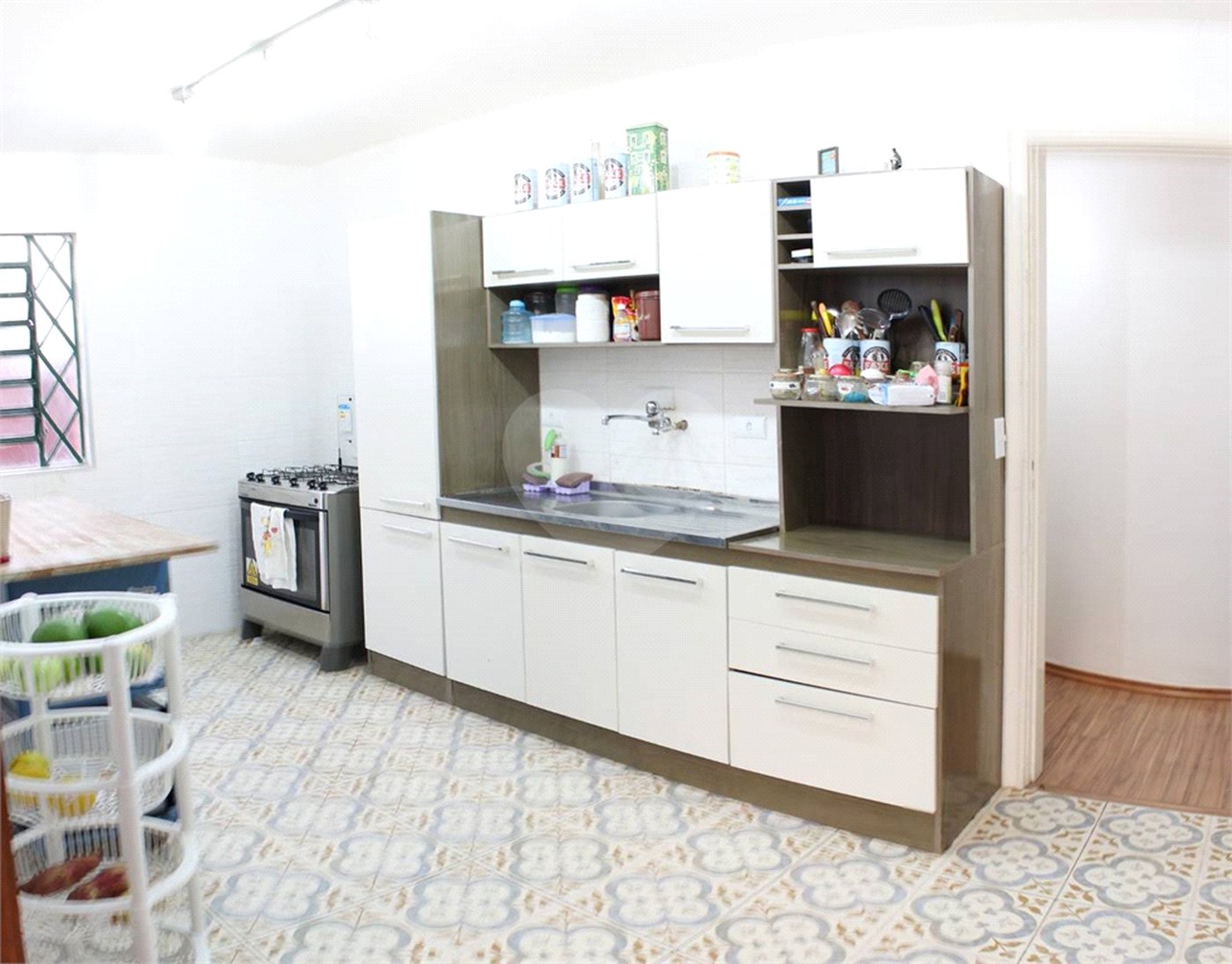 Casa à venda com 4 quartos, sendo 2 suítes, em Jardim Leonor, São Paulo, SP