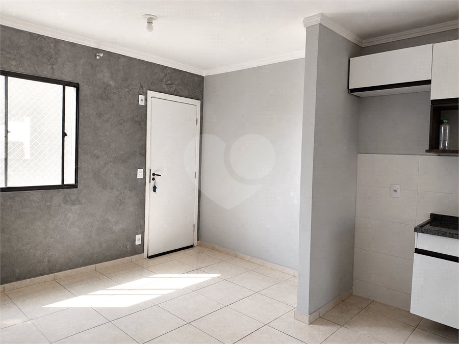 Apartamento à venda com 2 quartos no Centro, Votorantim, SP