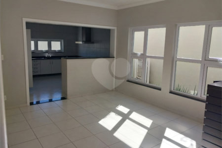 Casa à venda com 4 suítes em Vila Oliveira, Mogi das Cruzes, SP