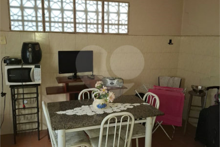 Casa à venda com 2 quartos, sendo 1 suíte, no condomínio Itatitara 999, Rio de Janeiro - RJ