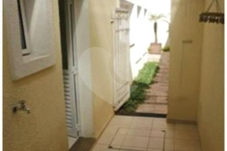 Casa à venda com 3 suítes no condomínio Villaggio Della Hípica, São Paulo - SP