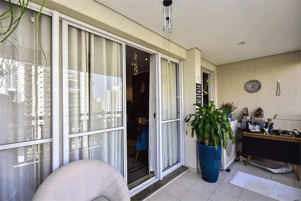 Apartamento à venda com 3 suítes em Lar São Paulo, São Paulo, SP