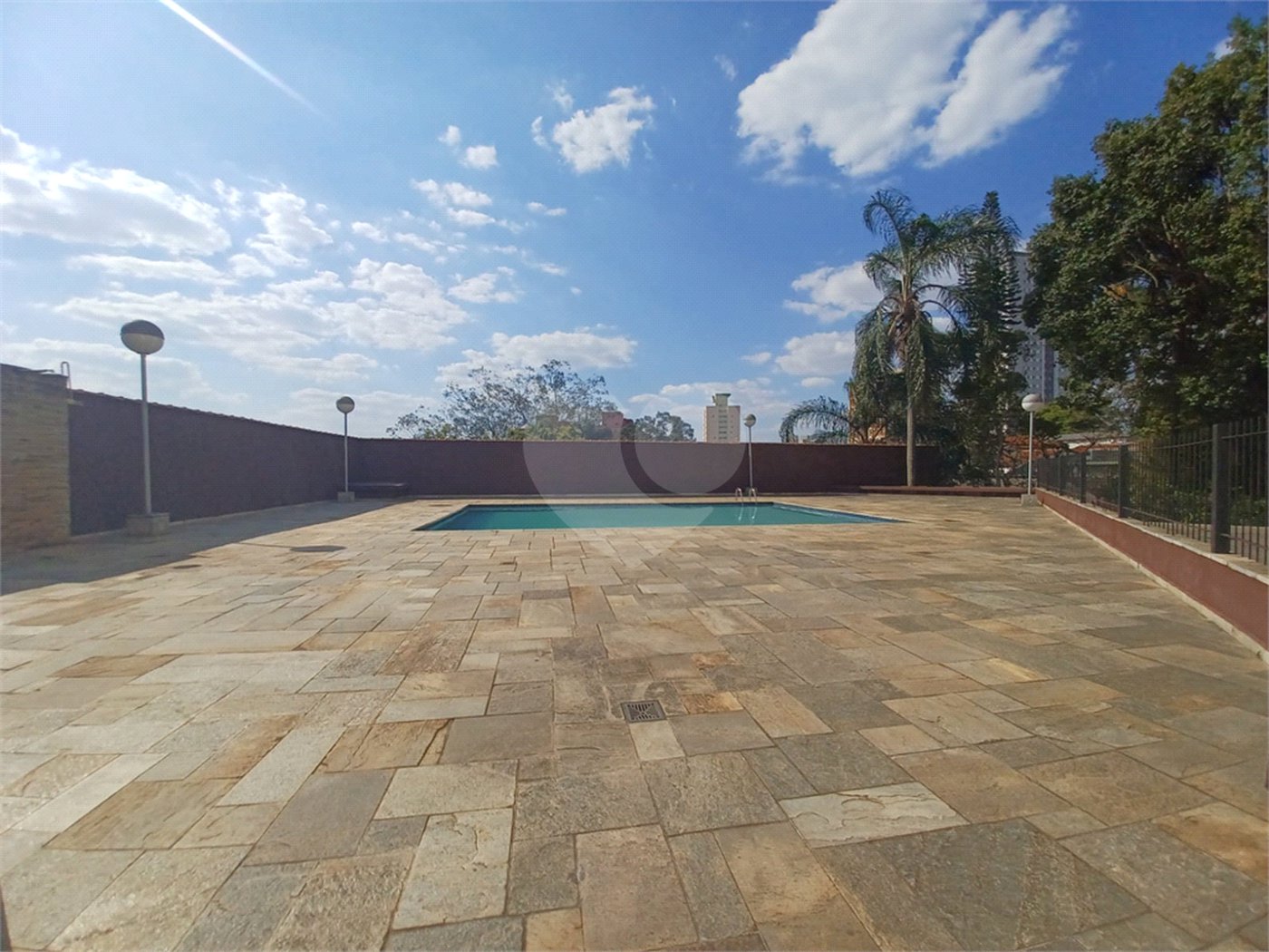 Apartamento à venda com 2 quartos em Vila Erna, São Paulo, SP