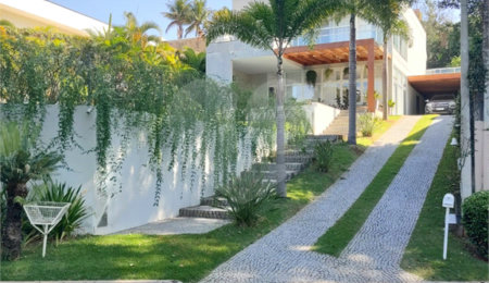 Casa à venda com 4 quartos, sendo 3 suítes,  no condomínio Estância Marambaia, Vinhedo - SP