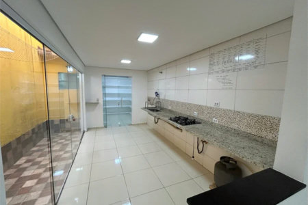 Casa de Vila para alugar com 4 suítes em Vila Romana, São Paulo, SP