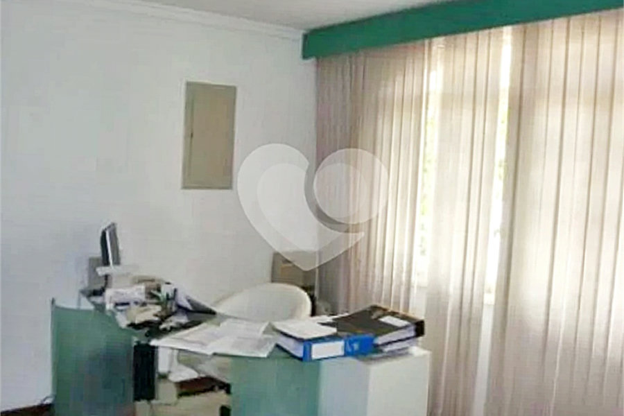 Sobrado à venda com 4 quartos em Santana, São Paulo, SP