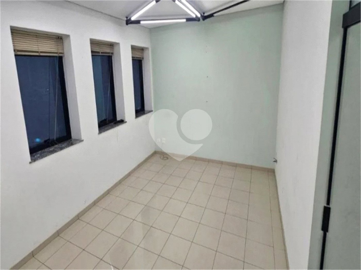 Sala à venda em Vila Regente Feijó, São Paulo, SP