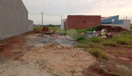 Terreno à venda com 2 quartos em Parque Itapê, Itapetininga, SP