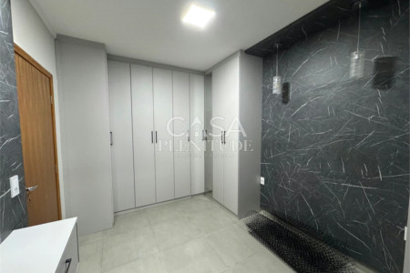 Sobrado à venda com 2 quartos em Wanel Ville, Sorocaba, SP