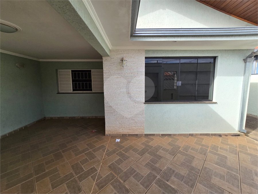 Casa à venda com 3 quartos em Vila Aparecida, Itapetininga, SP