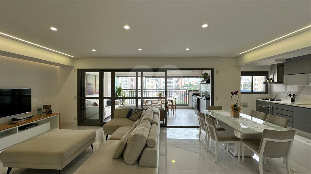 Apartamento à venda com 3 suítes em Jardim Prudência, São Paulo, SP