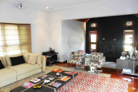 Casa à venda com 4 suítes no condomínio Vilaggio Monte Alegre, São Paulo - SP